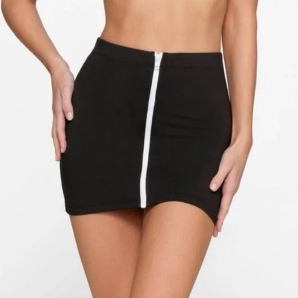 NWT SKIMS Sporty Zipper Swim Skirt (Onyx) - 4X
